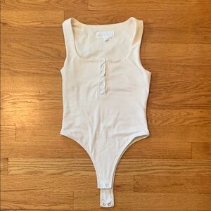 Cream Bodysuit Classic Scoop Neck Stretchy
